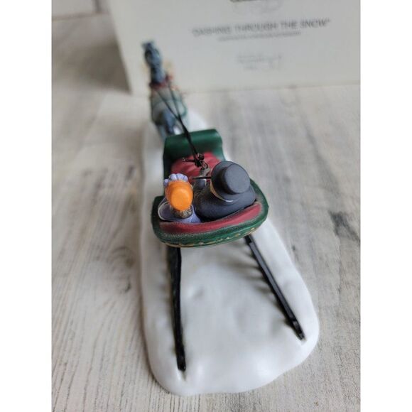 Dept 56 58203 Dashing Through The Snow heritage village accessory xmas - Picture 6 of 8